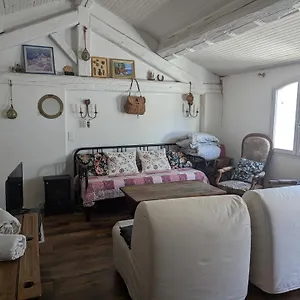 maison-augustin.aixenprovencehotels.org/